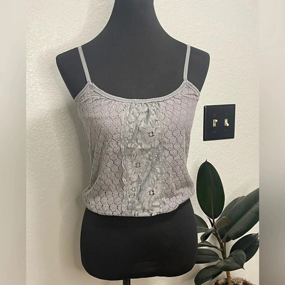 Hollister Grey Front Lace Camisole with adjustable straps XS - Picture 1 of 7
